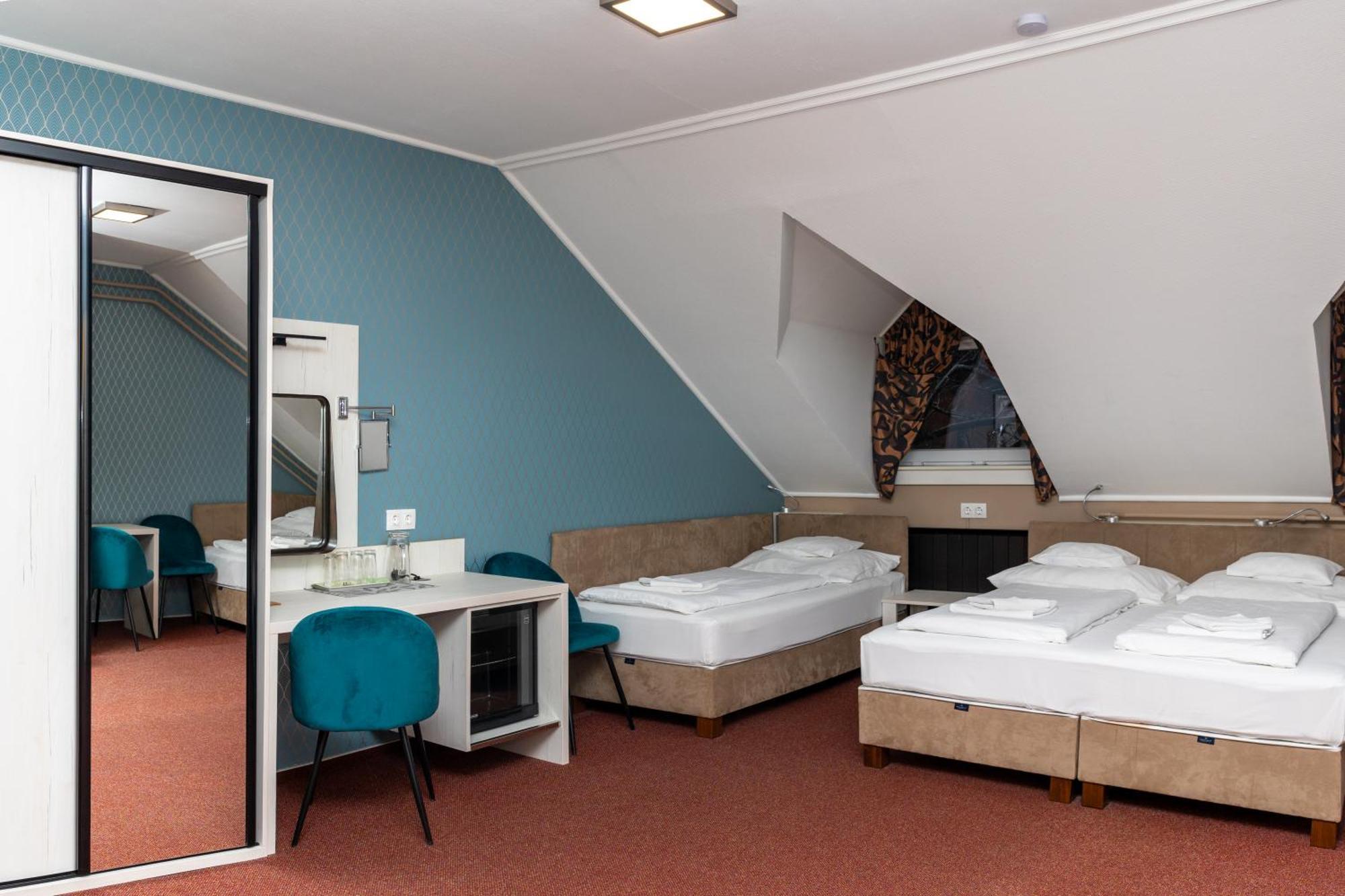 Vizafogo Panzio Es Etterem Hotel Baja Bagian luar foto